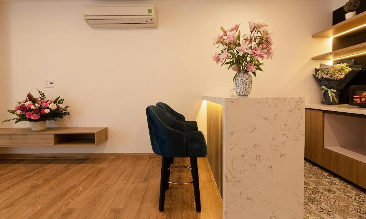 Emily Hotel & Apartment Da Nang